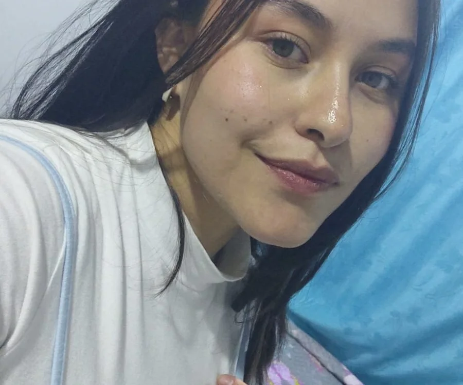 دردشة HannaCollins_ الجنسية دون اتصال