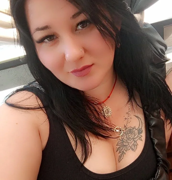 แชท XXX ออฟไลน์ของ Tina_Meyer