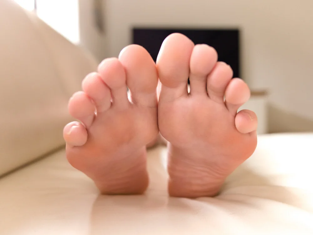 RyanPopsStrip Offline XXX Chat