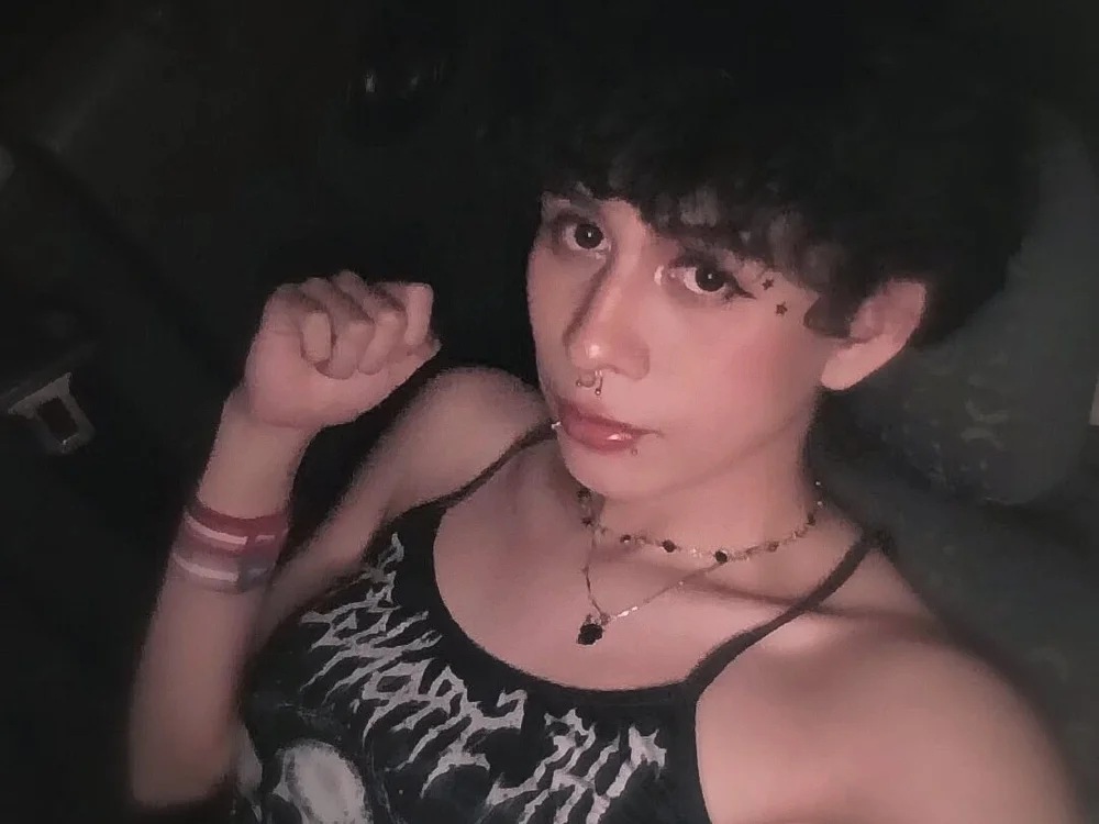SweetAri's Offline XXX Chat