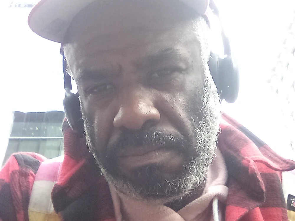 Buzzx777122 offline chatrum