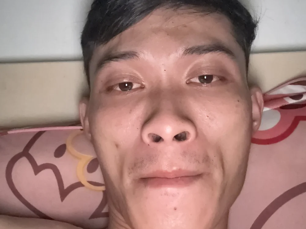 thuyhongdn Chat XXX Ngoại tuyến