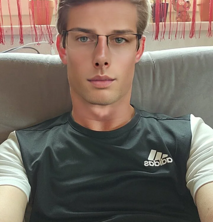 MaxAngie Offline XXX-Chat