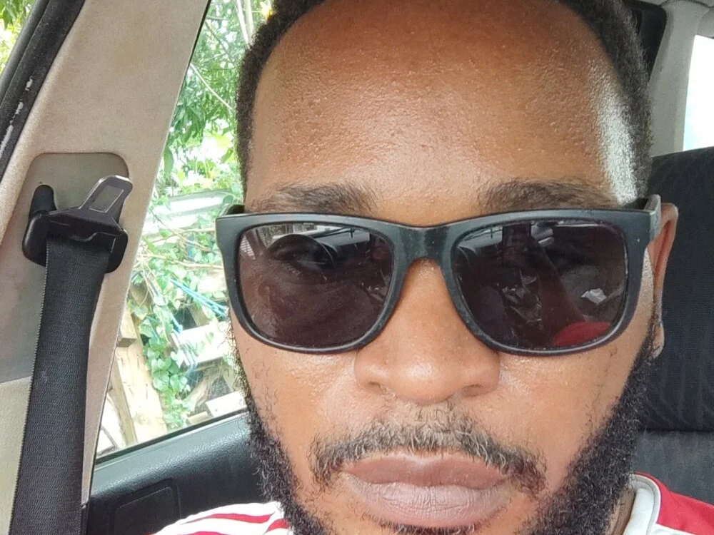 cosmos971 অফলাইন XXX চ্যাট