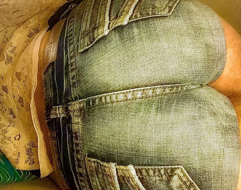 Liziboi's Offline XXX Chat