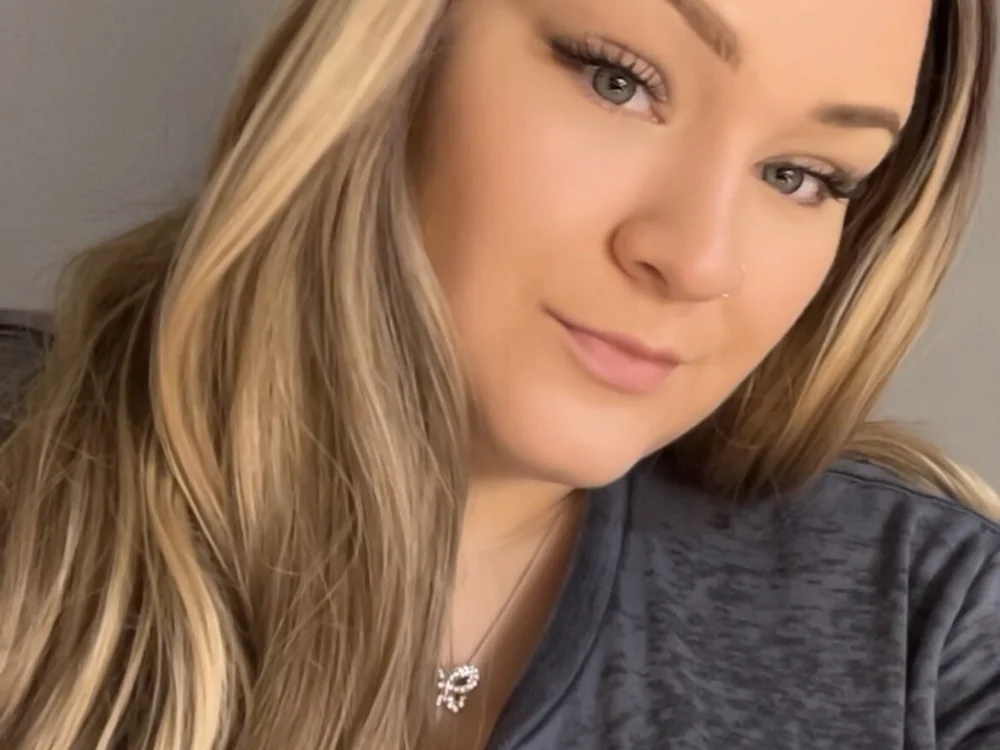 themiaamorexoxo Chat XXX offline