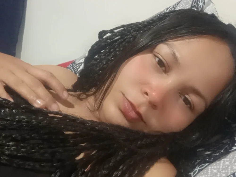 Carito019 Offline XXX Chat