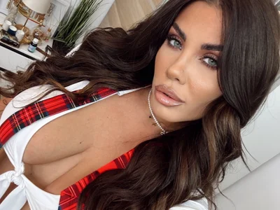 CelineReys - Stripchat Glamour Lovense Blowjob Girl 