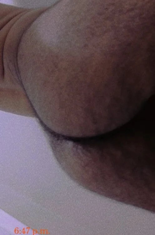 Canadian_boy69's Offline XXX Chat