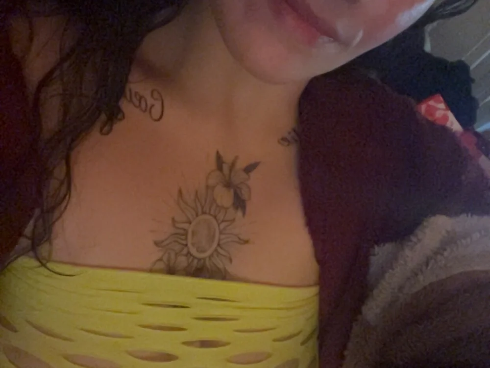 JolieCoeurOuf অফলাইন XXX চ্যাট