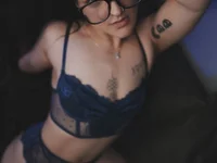 KitKatQueen Live XXX-Chat