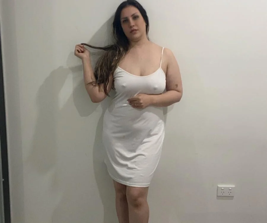 Sexyhotwife2010's Offline XXX Chat