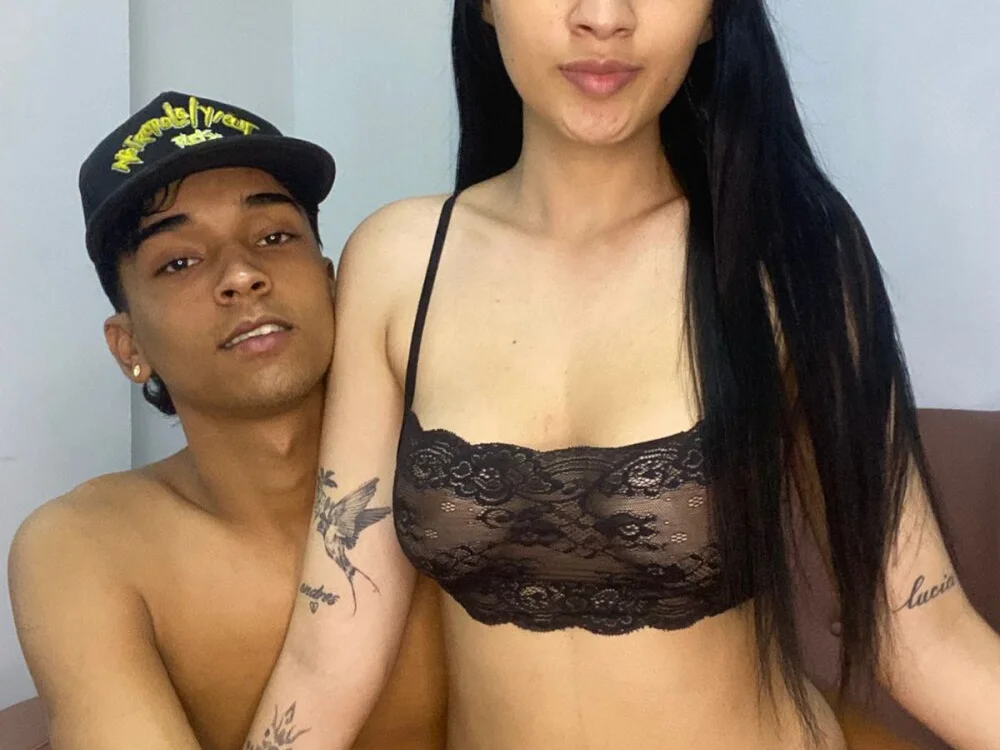 megan_cros: офлайн-секс-чат