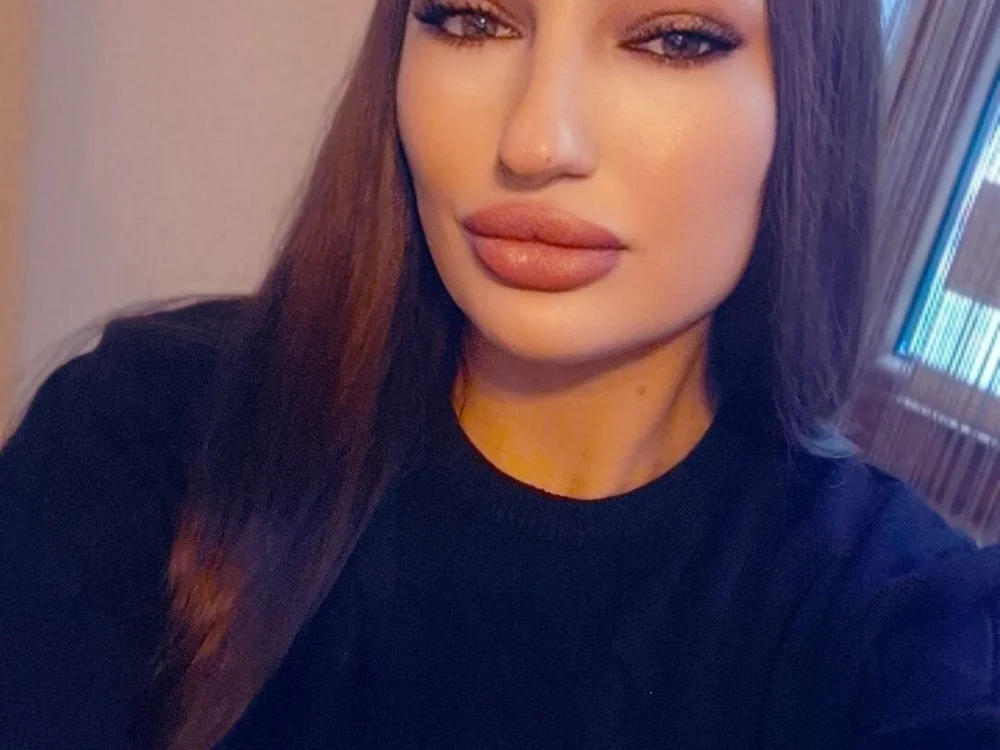 Anka1998's Offline Chat Room