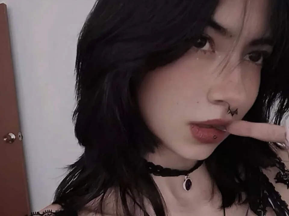 LilithCorpse_'s Live XXX Chat