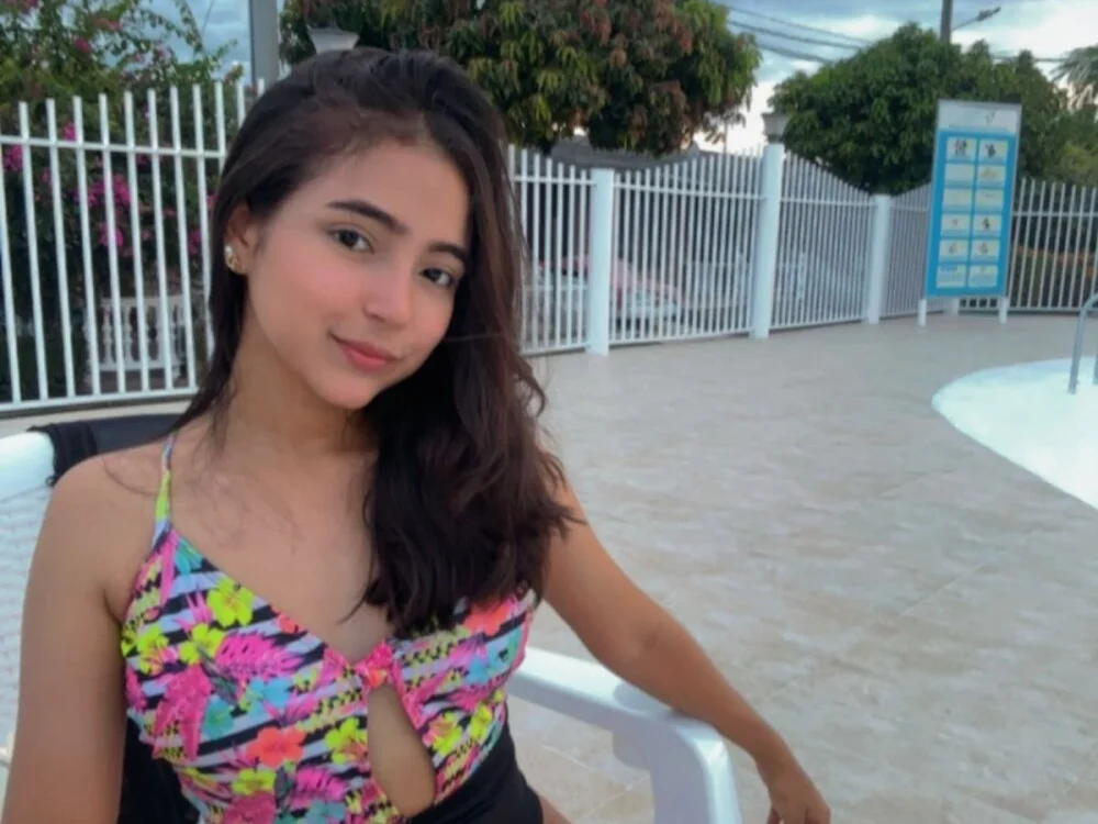 Natalia_star25_ offline XXX-chat