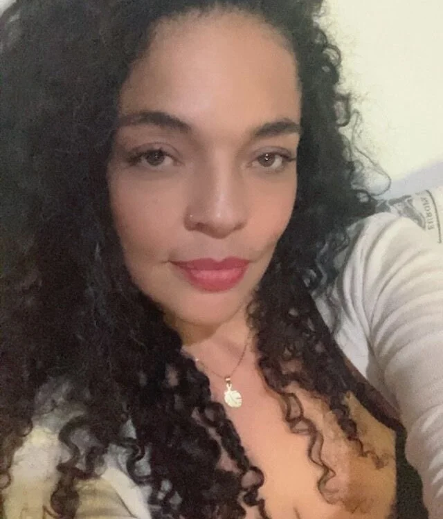 eleonor_x Offline XXX Chat