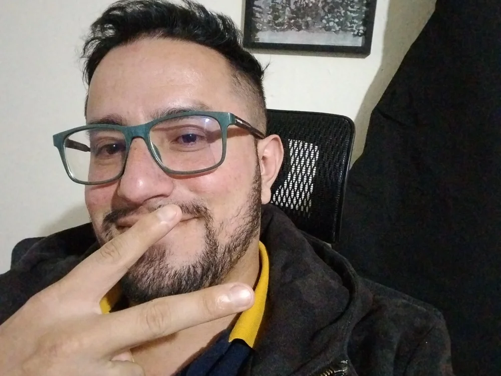 Offline chatovací místnost danteneo