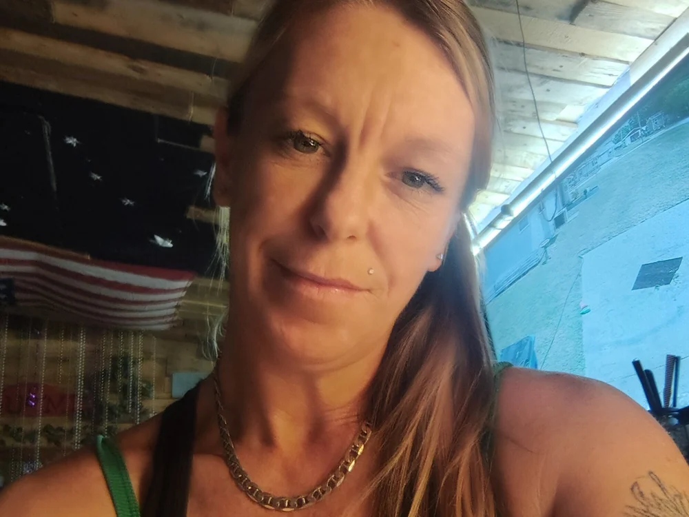 WETJELLY82 offline chatrum