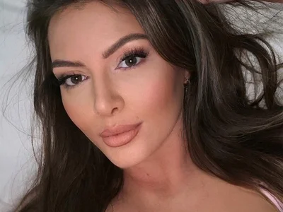 LoveLavenderx Adlı Modelin Çevrimdışı XXX Sohbeti