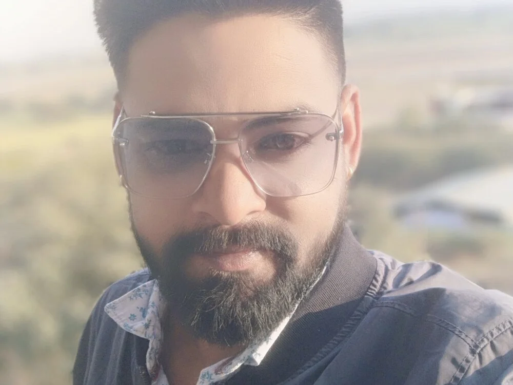 yoyourcharm's Offline XXX Chat