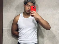 Kyle_Hunter_XXX's webcam live show