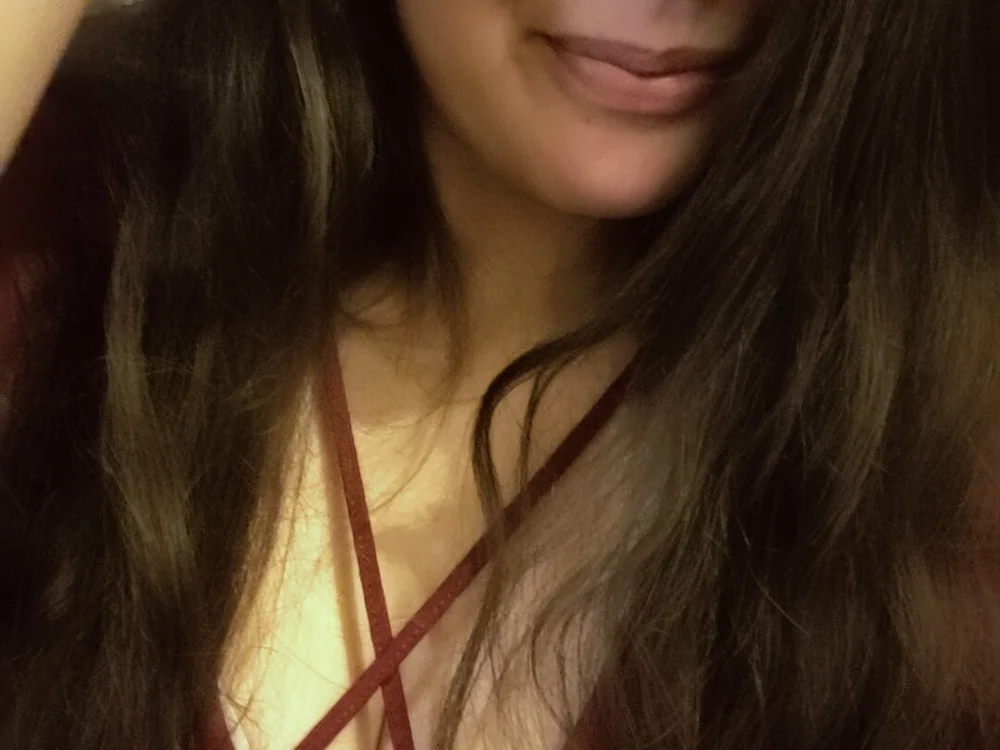 angella-'s Offline Chat Room