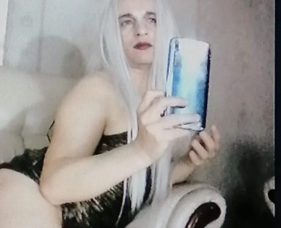 Offline chatovací místnost sandy_hoty
