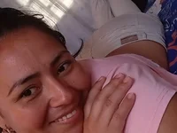valebarrera's Offline Chat Room