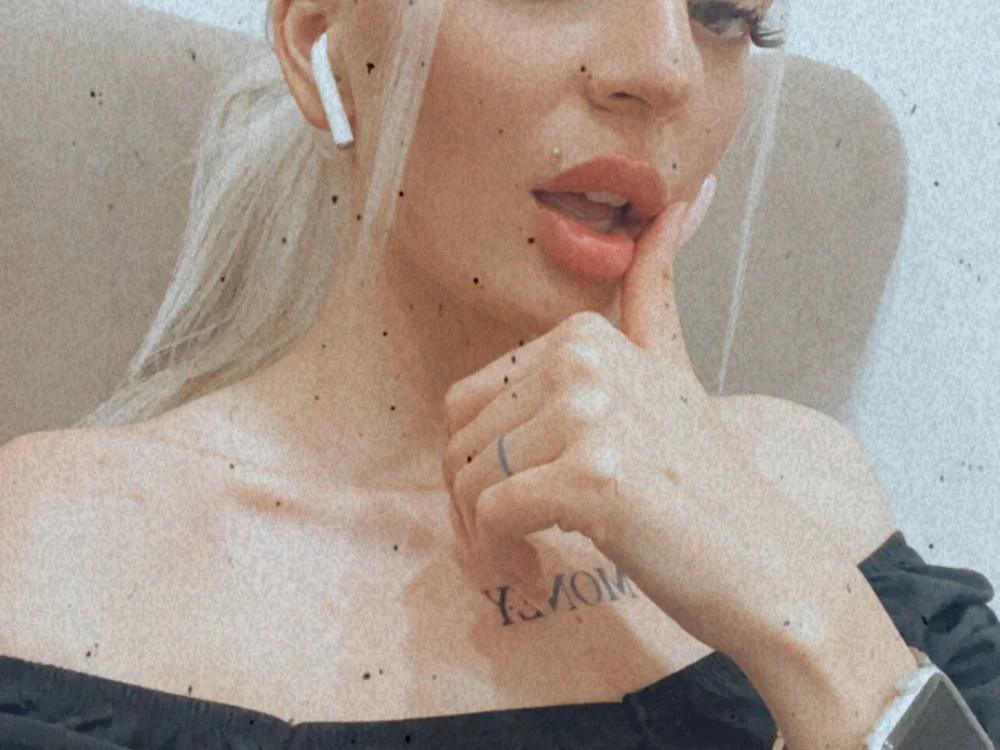 AlexaJoidy's Offline XXX Chat