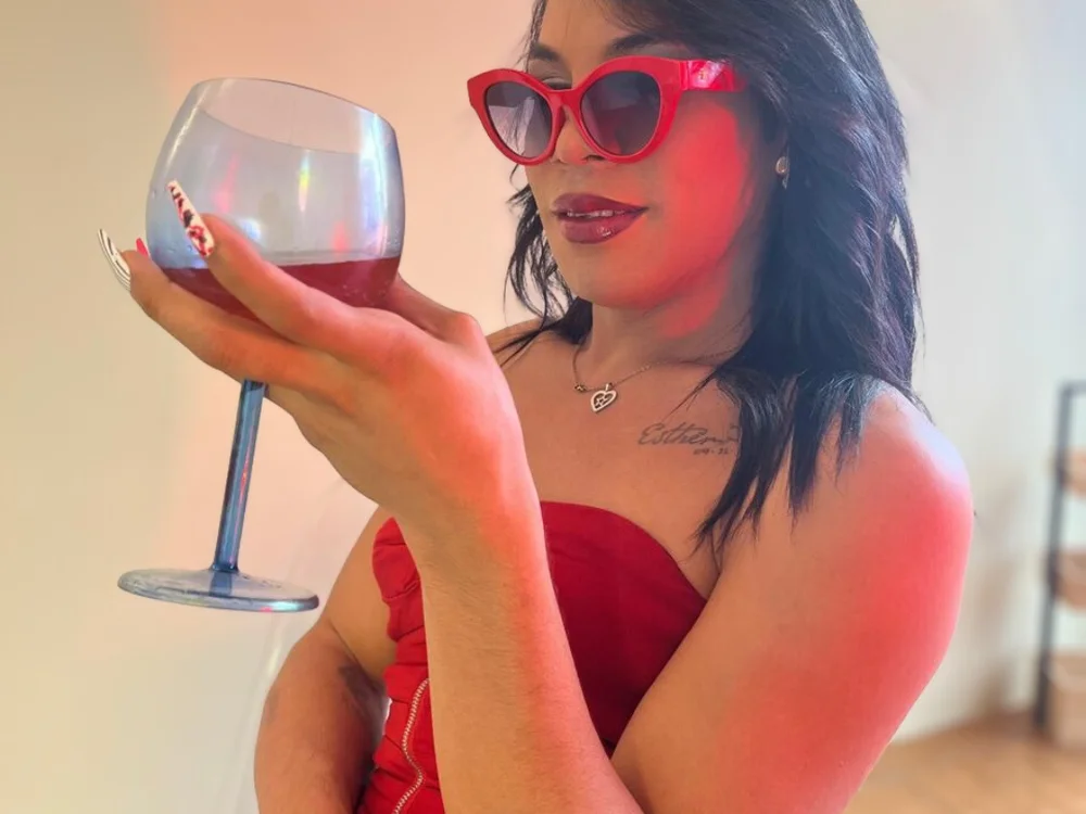 IslaJones' Offline XXX Chat