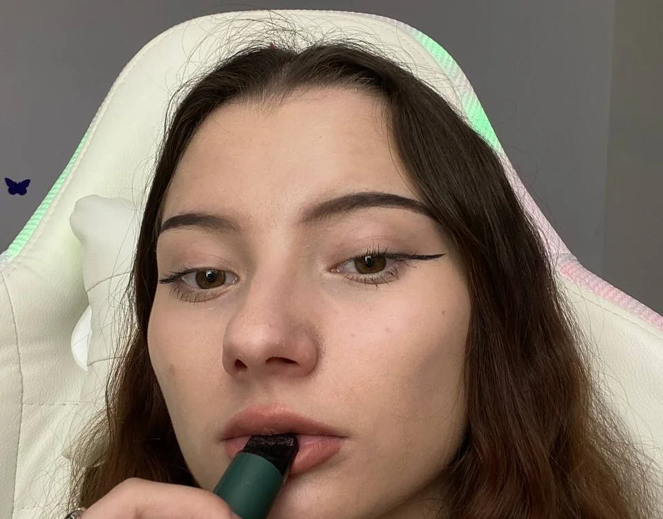 BuubbleGumm's Offline XXX Chat