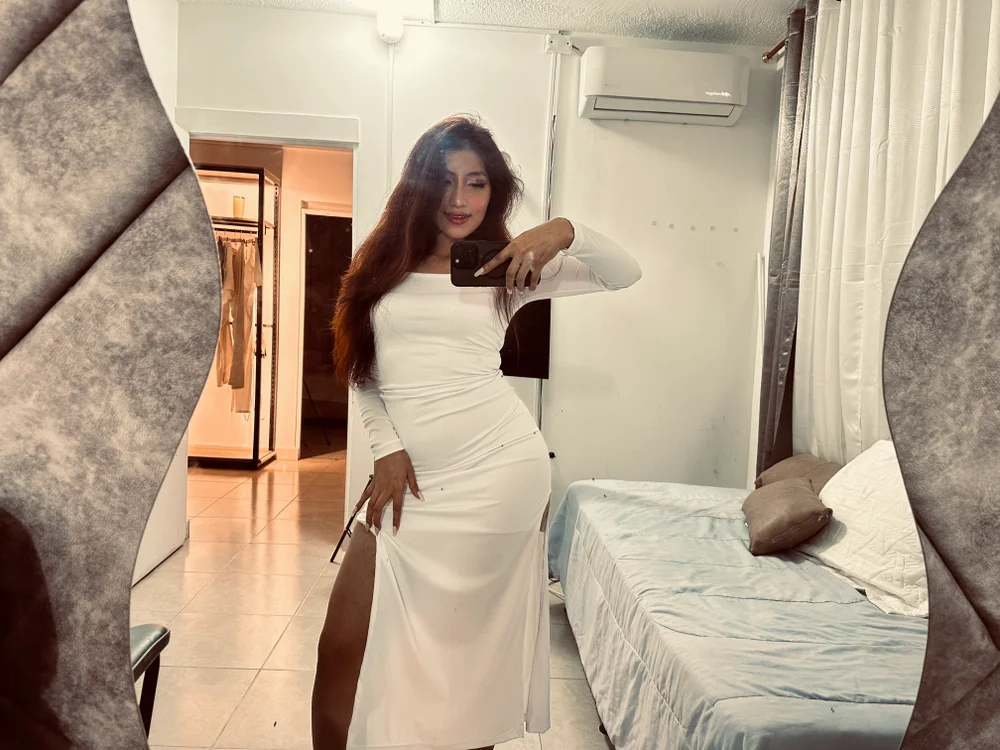 naomiii__ offline XXX-chat