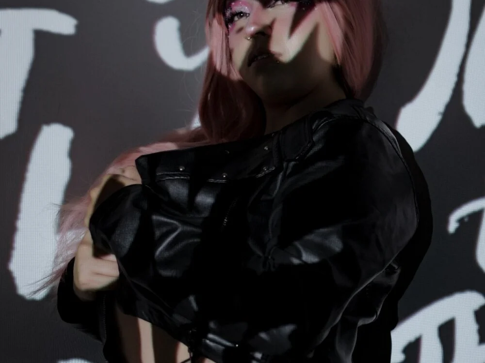 turolita_ 離線 XXX 聊天