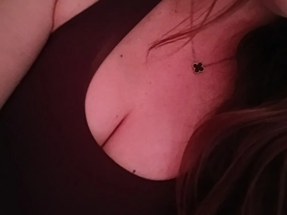 دردشة Buzlubademm الجنسية دون اتصال