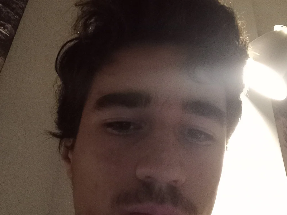gil__2004's Offline Chat Room