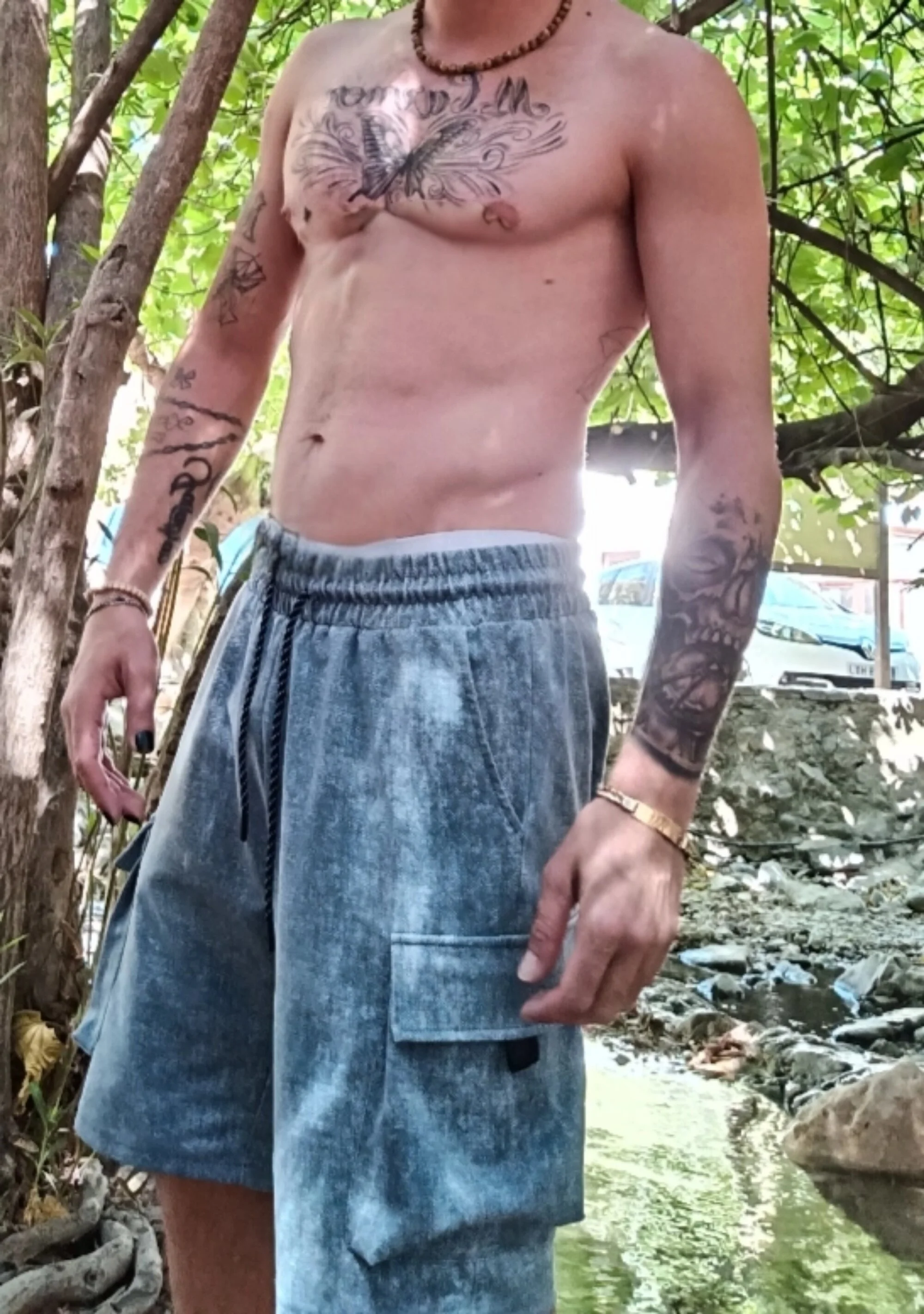 Mmmjik
