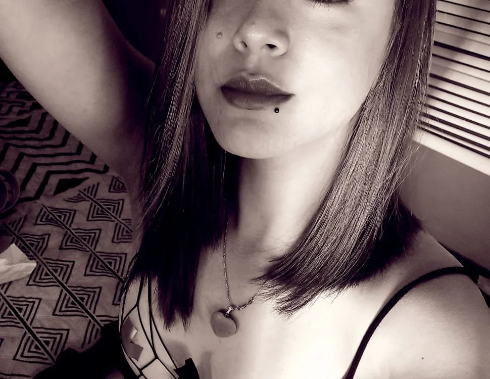 lindasweet__'s Offline Chat Room
