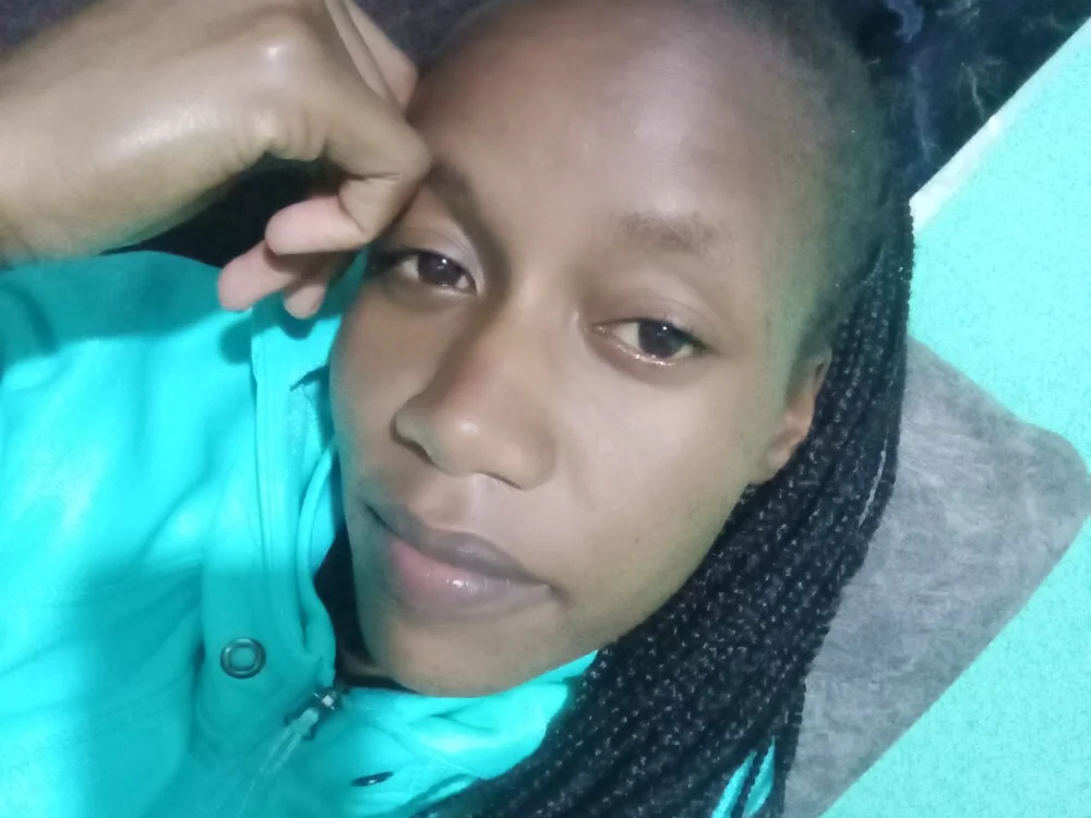 prettygarl Offline XXX-chat