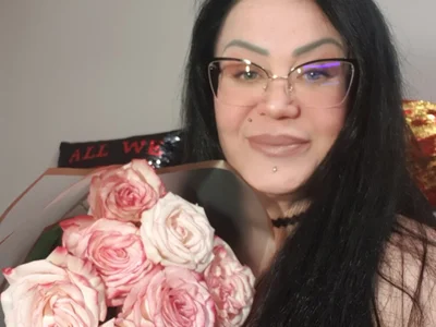 -__TSUNAMI__- webcam livesex profile in curvy cams