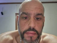 Muffdiver718's webcam live show