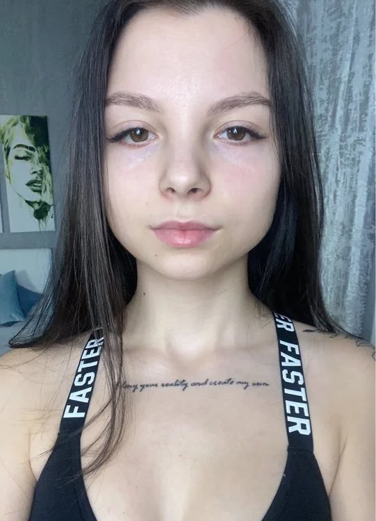 Offline chatovací místnost BritneyLambert