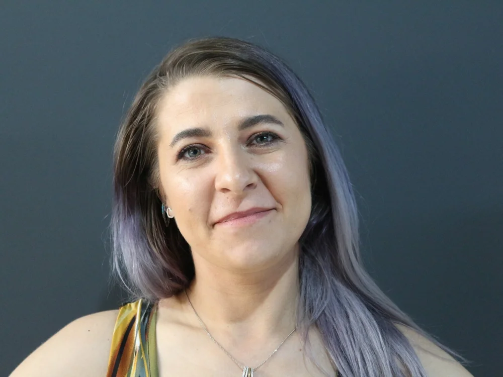 ElliePierce's Offline Chat Room