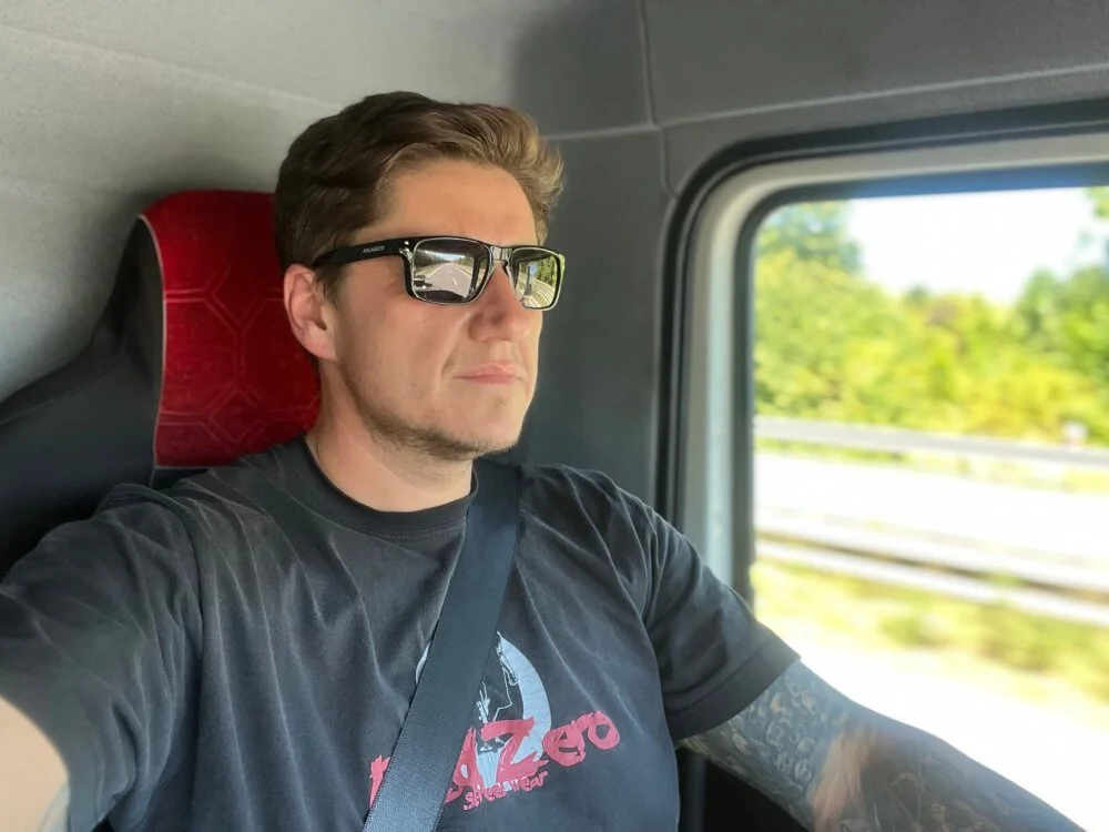 bedrmen – Offline XXX chat