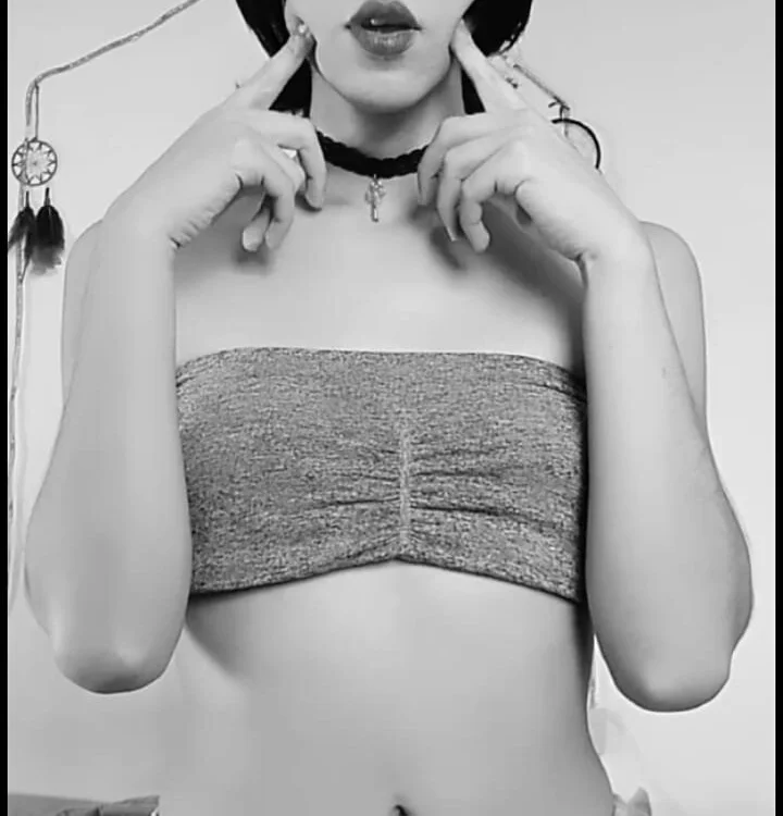 lucydreamm 離線 XXX 聊天