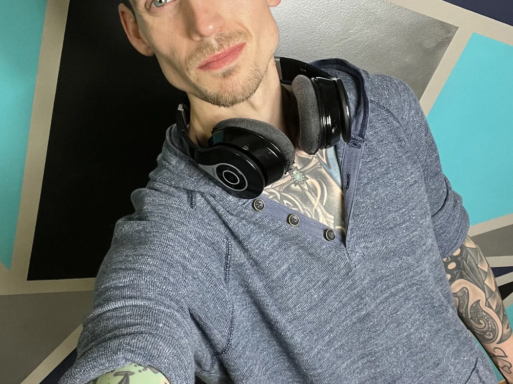 Thorodonson2198's Offline Chat Room