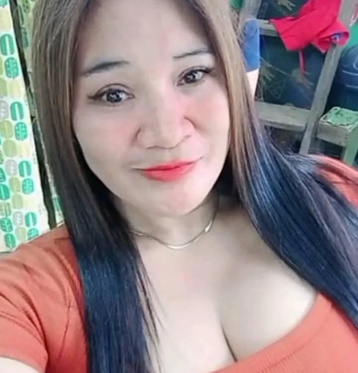 xxBig_Boobs offline chatrum