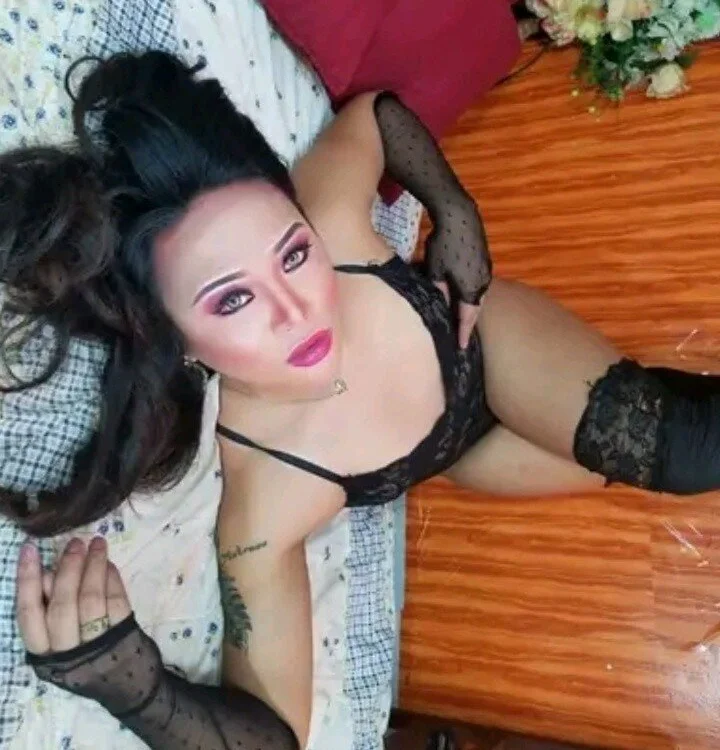 YourNikkieXxx Offline XXX-Chat