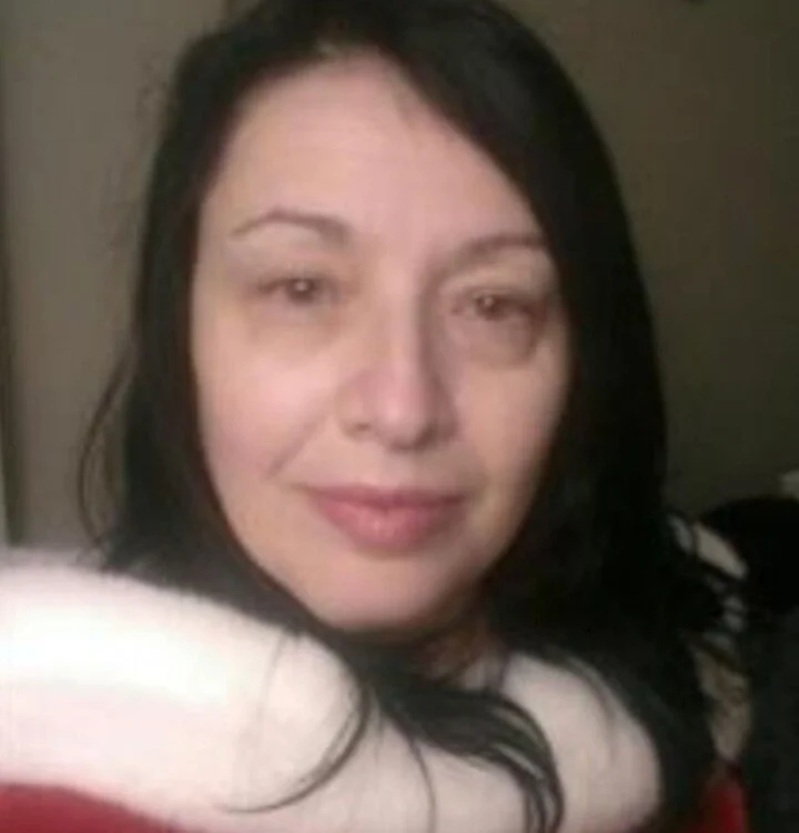 WHITEDAROSE's Offline Chat Room