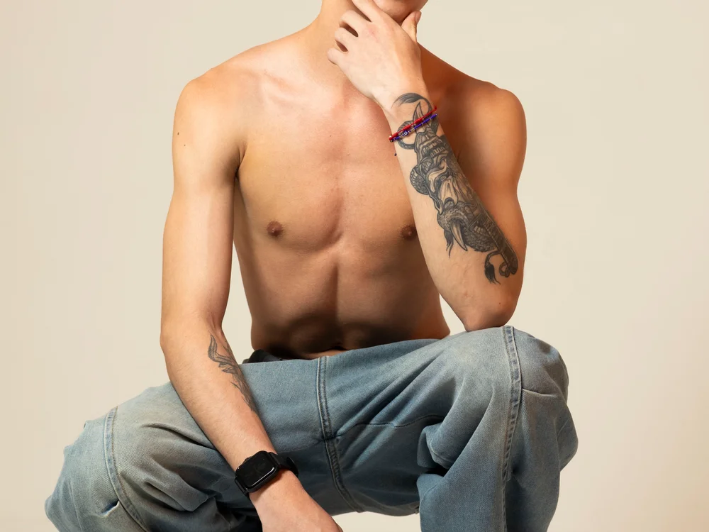 Yoshua_Smith Offline XXX-Chat